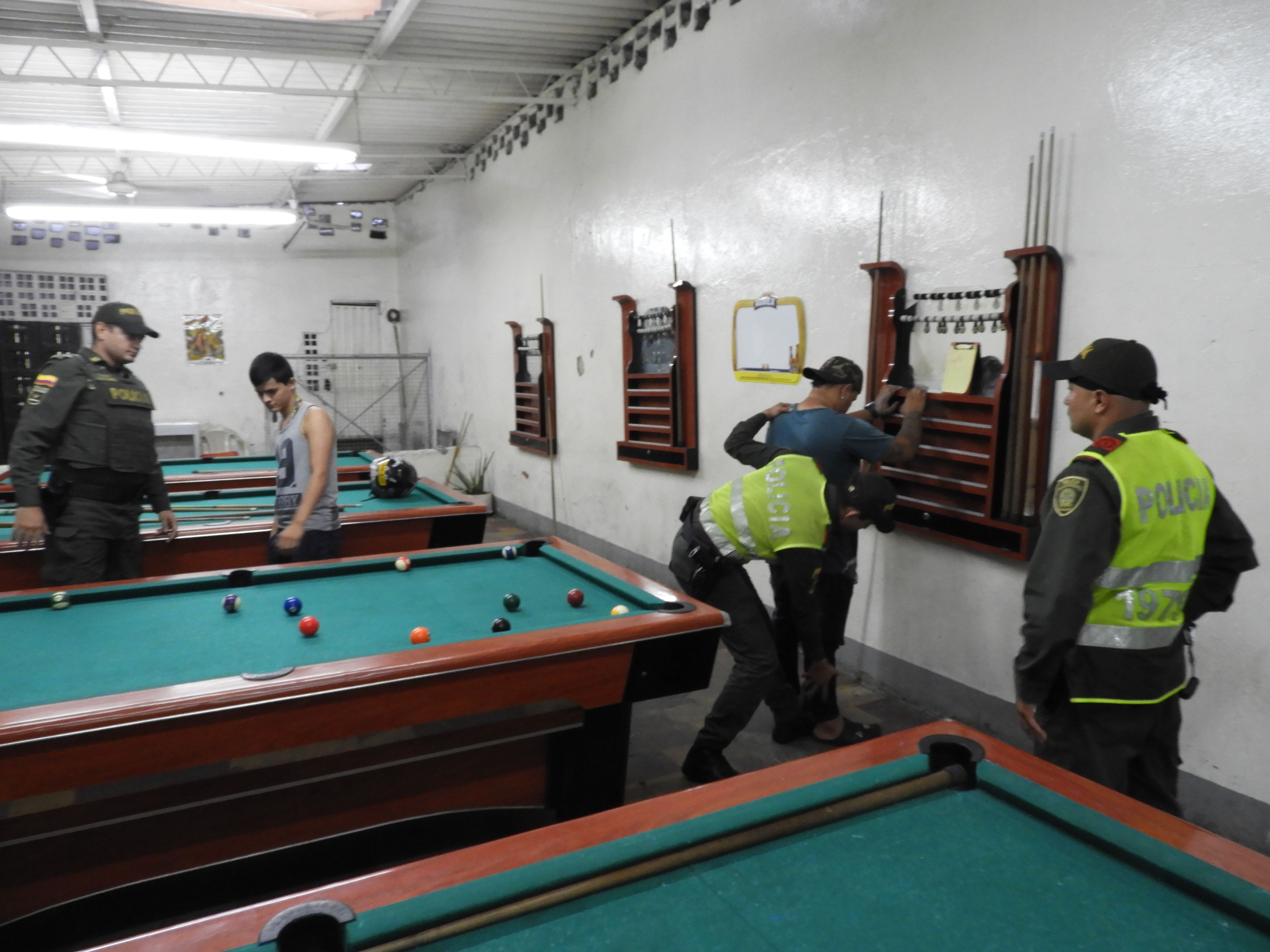 mediante-planes-de-registro-y-control-a-personas- uniformados-garantizaron-la-seguridad-en-ejes-viales-y-zonas-turísticas