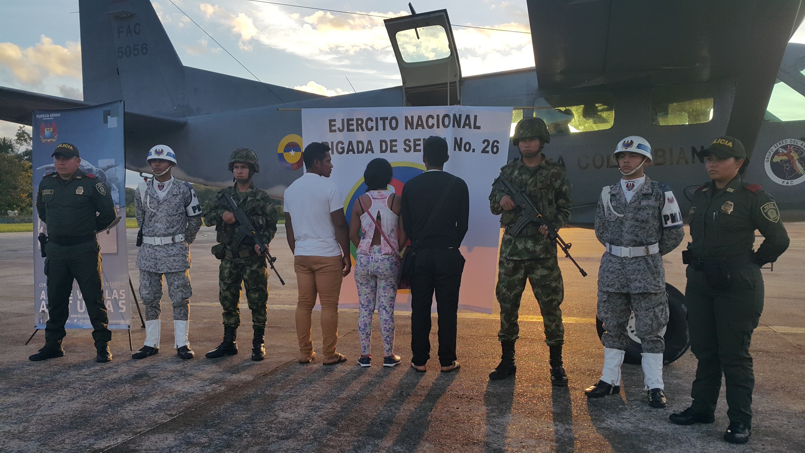 Dos dragas para la extracción ilícita de mineral 