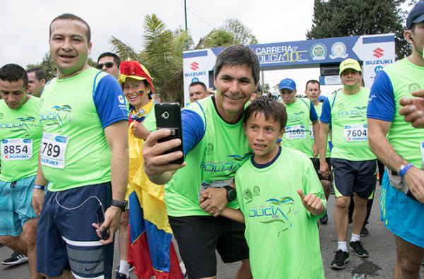 policia-colombia-carrera-10-k-bogota