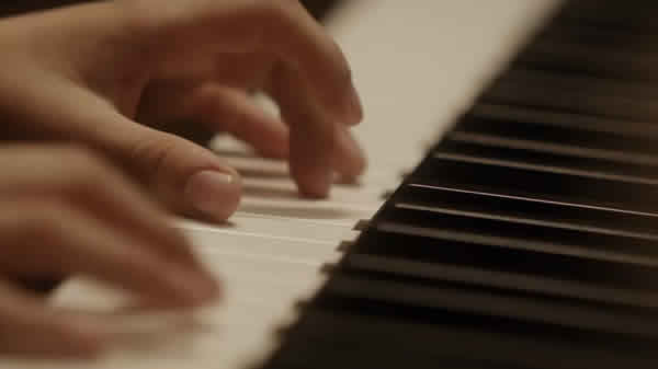 estreno-pelicula-talento-milonario-colombia-policia