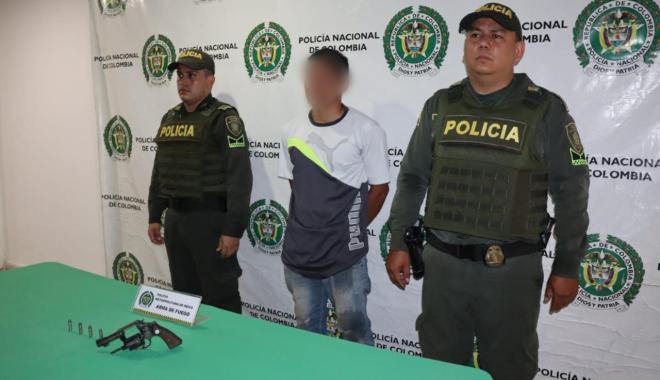 Policía da captura en flagrancia de una persona con un revólver ilegal