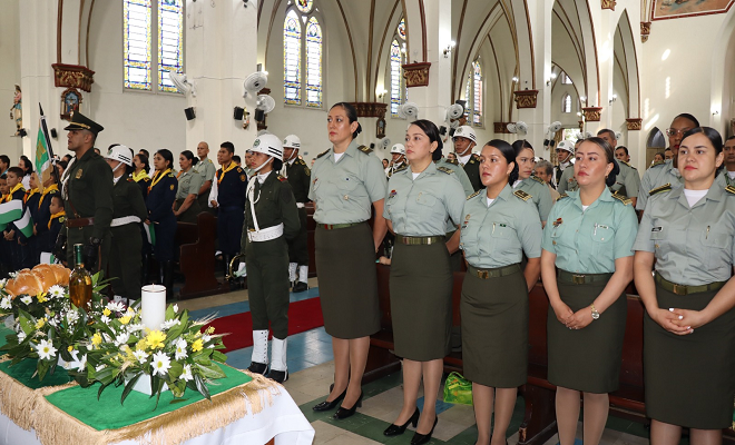 Policía Nacional realizó actos protocolarios en conmemoración a los 132 años al servicio de la comunidad
