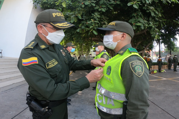 Policias-condecorados-en-cartagena