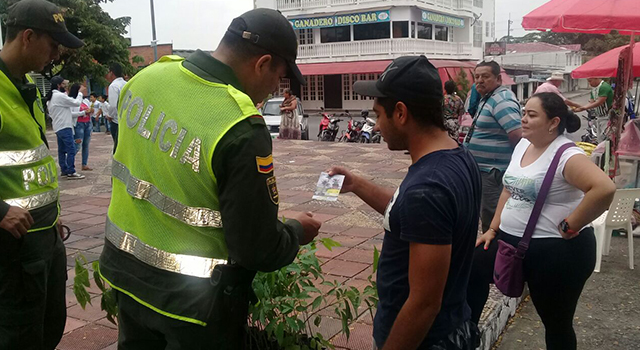 La Policía Nacional-vela por la protección de la palma de cera-hogar del loro orejiamarillo-Meta