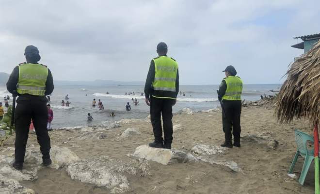 Se mantiene una vigilancia continua en las playas