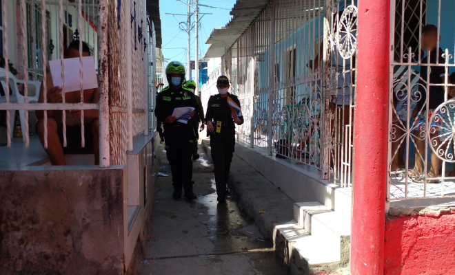 Socialización cartel de las siluetas ayúdenos a identificarlos