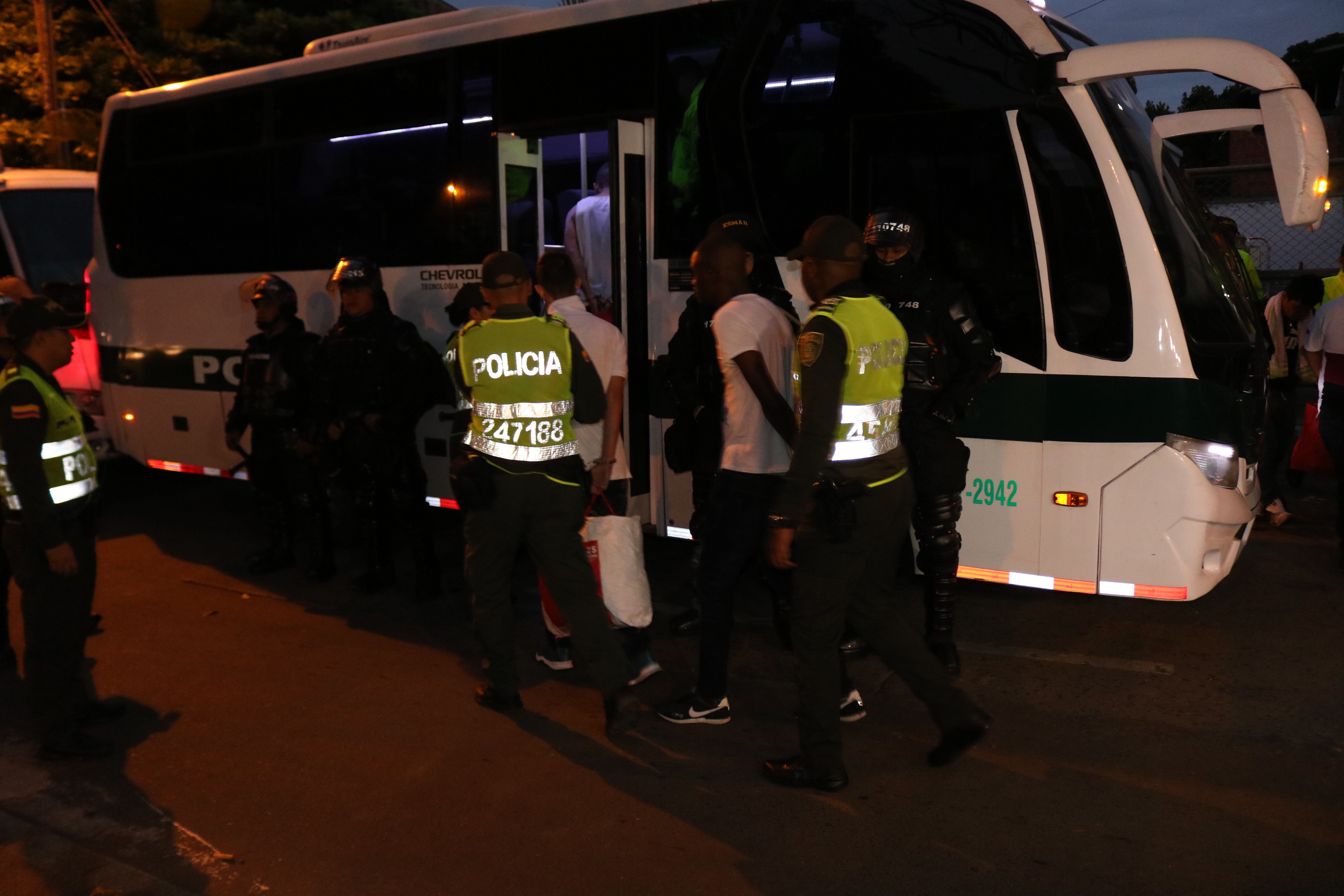 Traslado masivo de detenidos